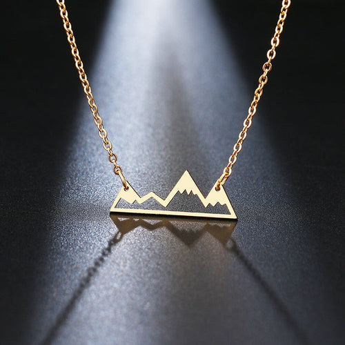 SNOWY MOUNTAIN TOP NECKLACE